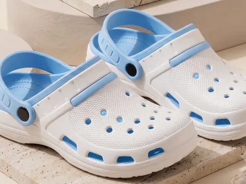 Slideez Article 109 — Perforated Clog · Back Strap, White/Sky