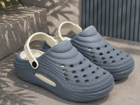 Slideez Article 310 — Sport Clog · Back Strap, Ice Blue/White