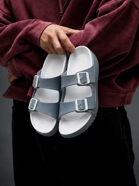 Article 110 — ROXX — Twin-Buckle Slider